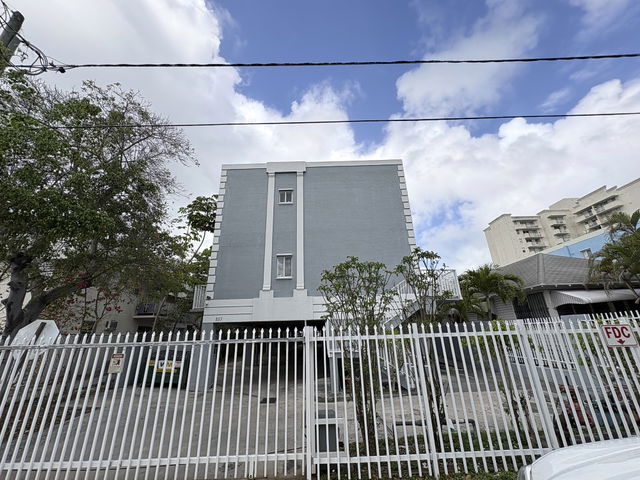 Castello II Condo photo 3